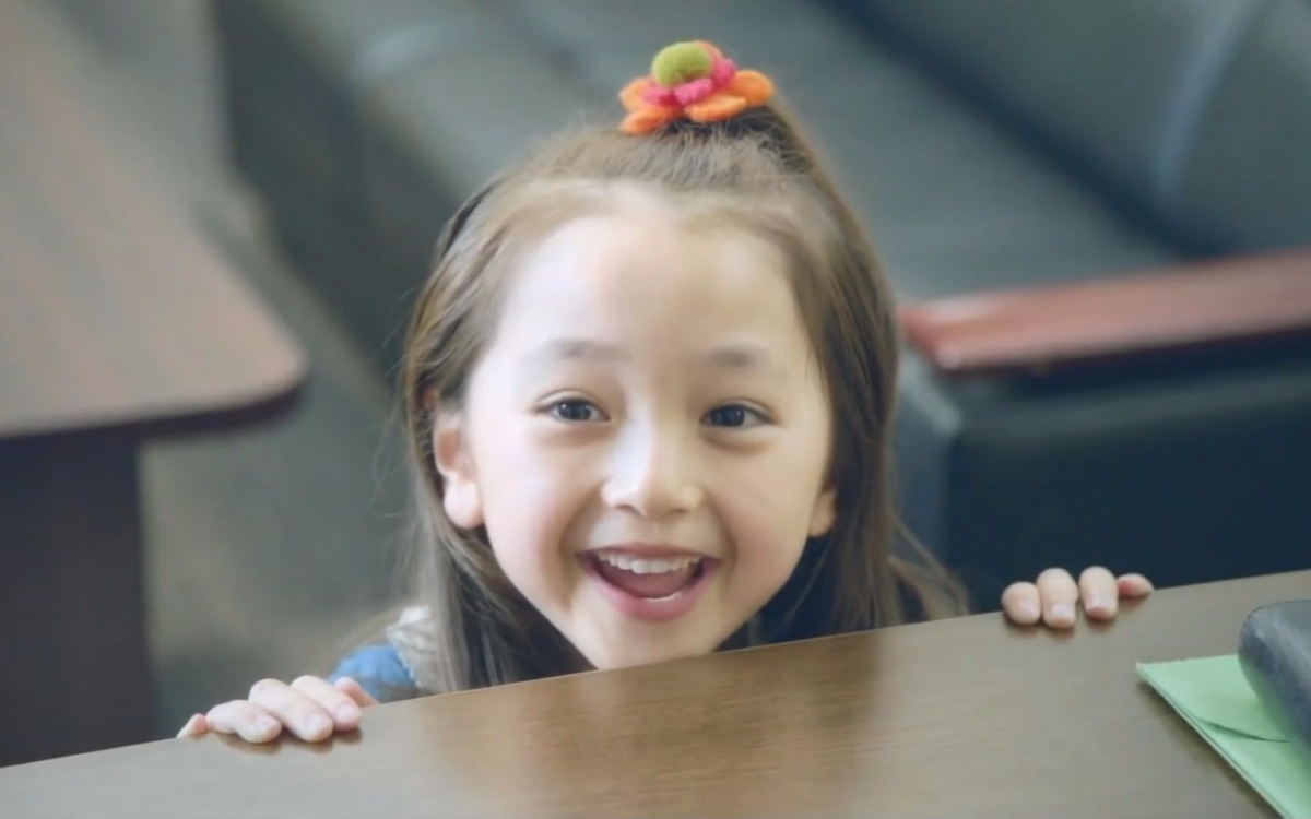 日本最美童星大變臉，昔日洋娃娃外表，今日16歲豐腴外貌，變化之大網民驚呼：認唔出