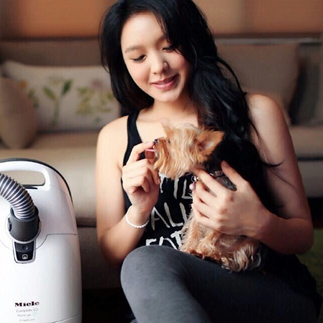 官恩娜懷孕時對貓狗敏感都堅決不棄養,其行為和想法都值得欣賞。