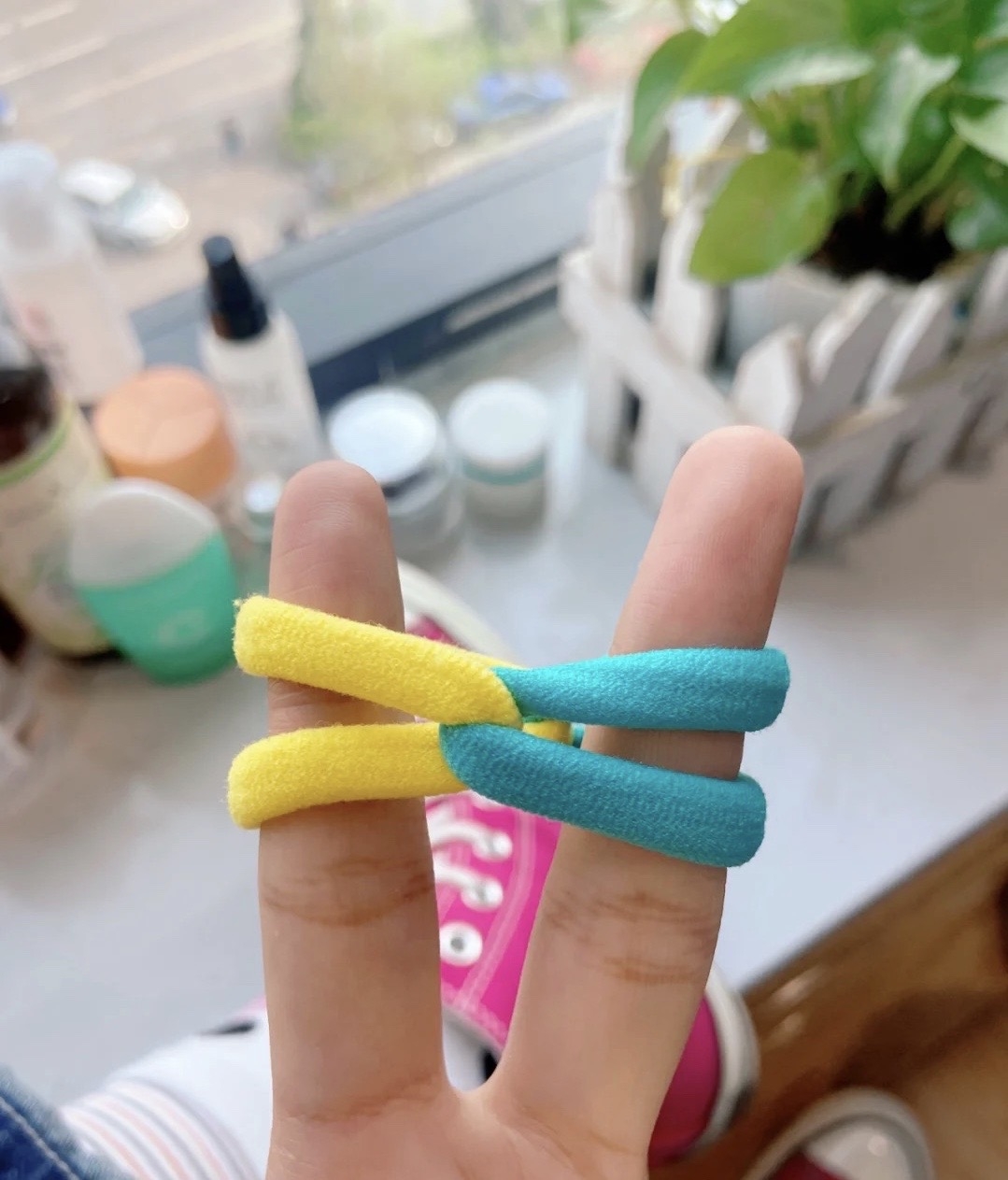 【紮馬尾技巧】2條橡筋綁出蓬鬆高馬尾全日不扁塌