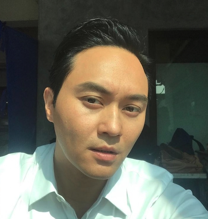 現年49歲的張智霖絕對是童年回憶裡的男神,雖然他的外貌並沒有太大變化,不過超高的髮際線則屢屢成為大家熱議的話題!