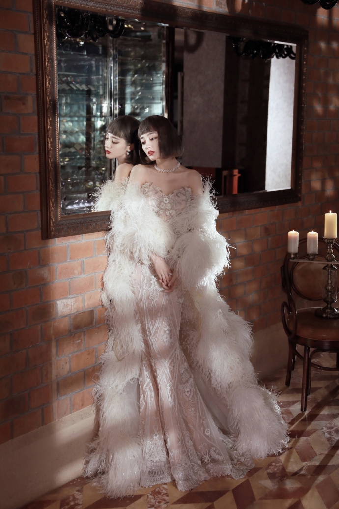 【微博之夜女星造型】迪麗熱巴/鞠婧禕/Angelababy/倪妮/關曉彤/楊冪/宋茜