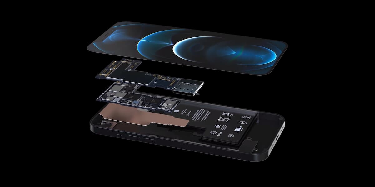 iPhone 13將會加入「散熱板冷卻」（Vapor Chamber Cooling）技術，有助於大大減低打機時或運行一些較高負載的App 時發熱問題