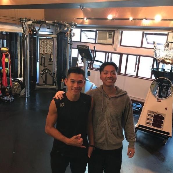 Anson Cha有著如此多的明星客人,吸金力本身就相當驚人!據悉Anson擁千萬物業,在觀塘工業大廈開設了私人健身室