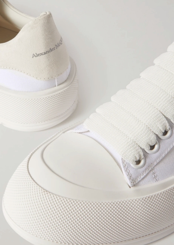 【名牌布鞋】ALEXANDER MCQUEEN Suede-trimmed canvas exaggerated-sole sneakers