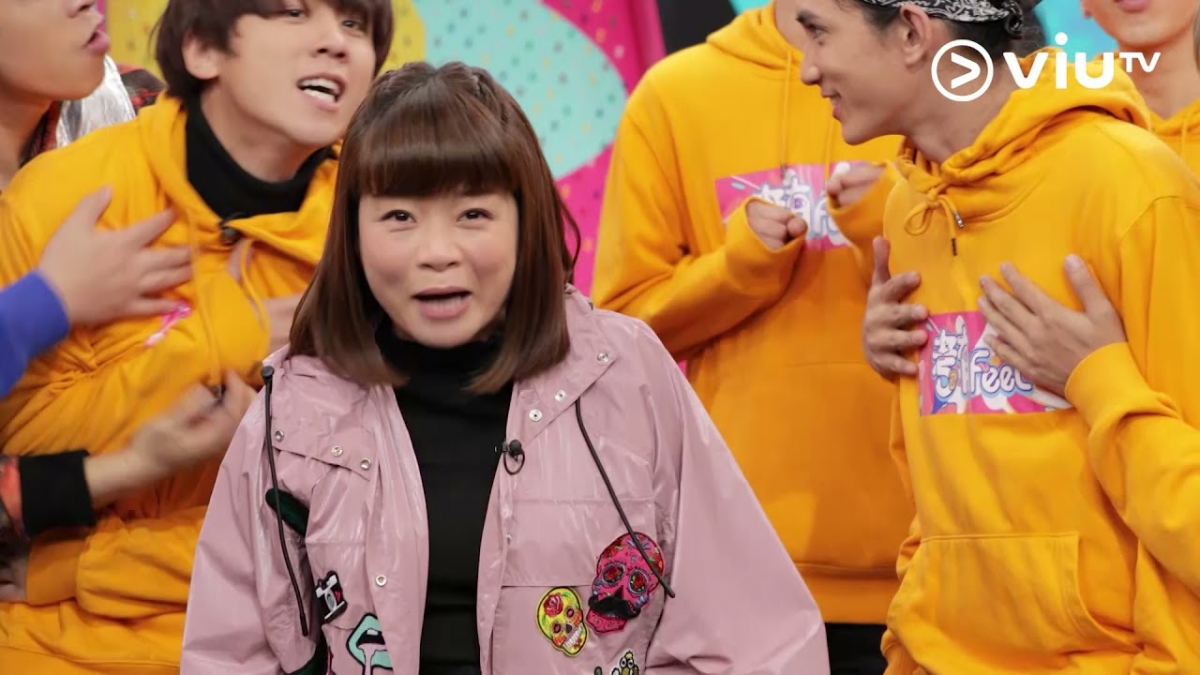 ViuTV近日都播出了由阮小儀、呂爵安、黃奕晨主持的綜藝遊戲節目《考有feel》姜濤沒有偶像包袱！