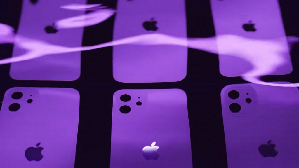 Apple蘋果新品發佈會2021|現時的iPhone 12有藍、紅、白、綠、黑五色,再新增女生必愛的夢幻「香芋紫色」,簡直是仙氣滿分!
