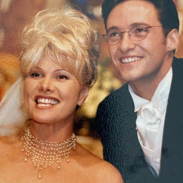 零緋聞好男人!「狼人」Hugh Jackman結婚25週年曬婚照,深情發放愛的宣言:跟你結婚像呼吸般自然