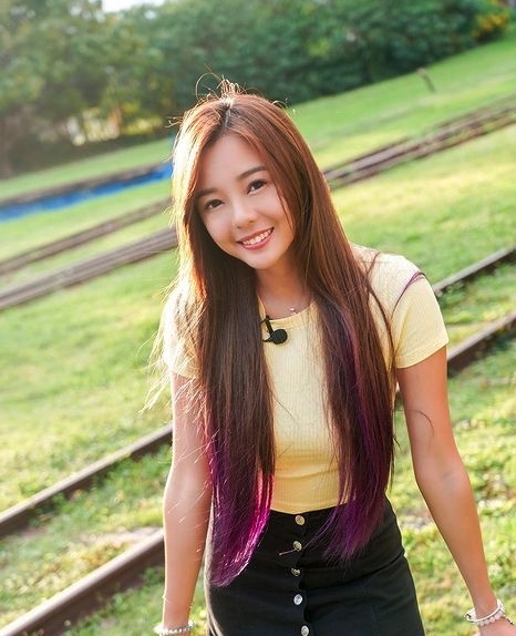 余思霆自贏出華姐冠軍後,被TVB熱捧,樣子甜美身材姣好的她人氣急升!