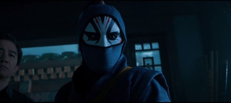 《尚氣與十環幫傳奇》中網民認為另一位香港演員就是猜測戴著面具的楊紫瓊