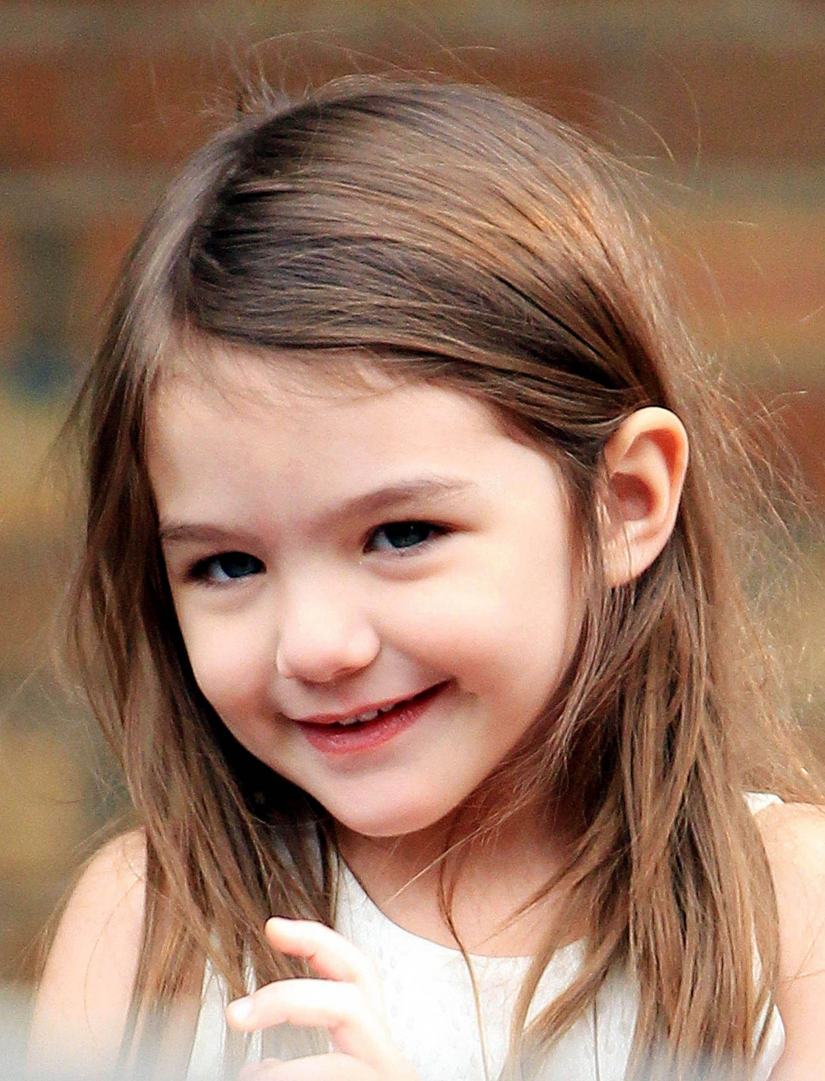 Tom Cruise(湯告魯斯)與第三任妻子Katie Holmes(姬蒂荷姆斯)所生的女兒Suri Cruise Holmes於2006年出生。