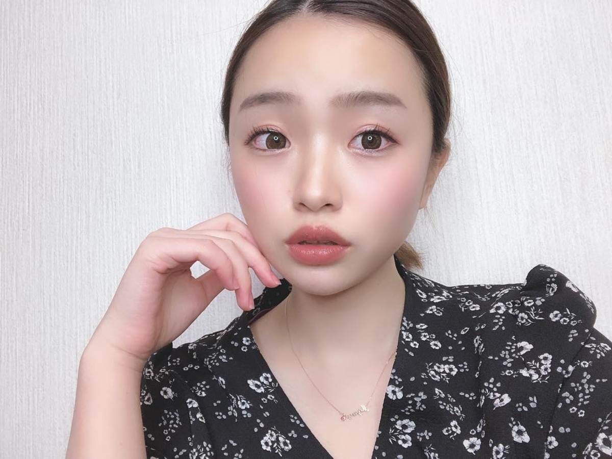 日本女生鈴木未夢靠著超強的整容仿妝術一炮而紅,化妝前妝後的對比大得讓人跌破眼鏡!