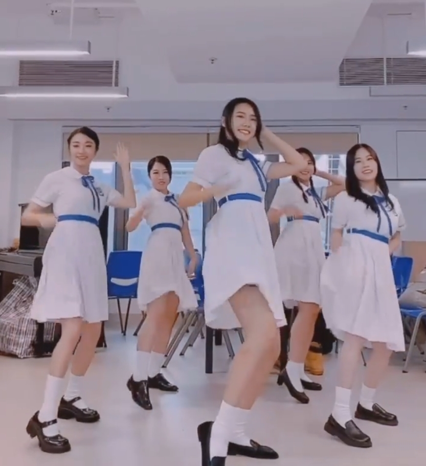 戴祖兒同「後生仔」著校服跳舞抄ViuTV《YOLO的練習曲》網民封千禧五鳳
