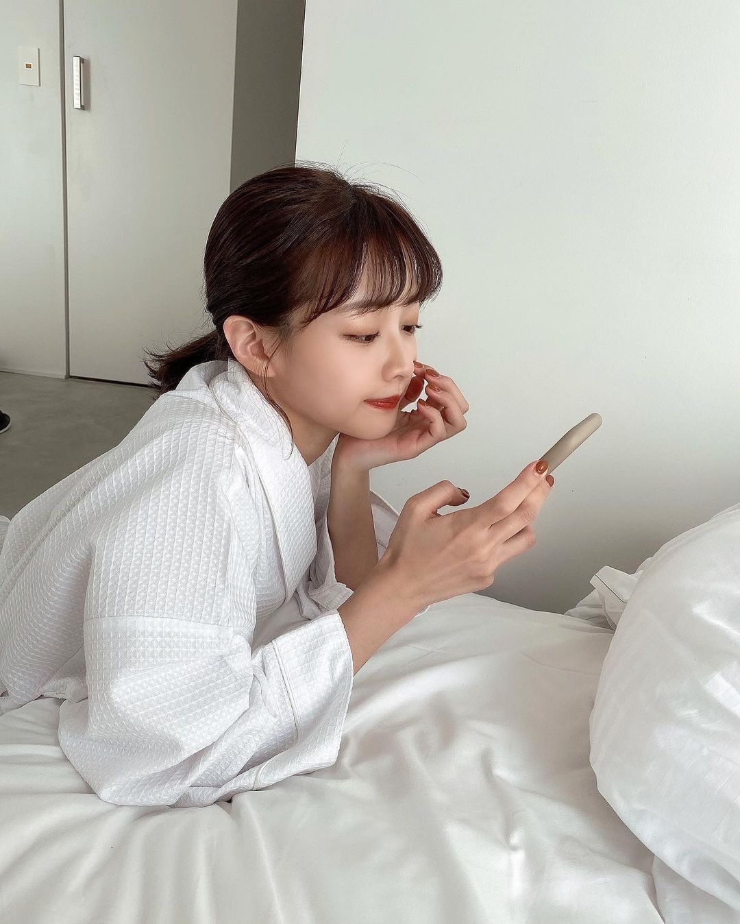 想肌膚喝飽水但又懶得每天敷面膜？濕敷絕對是各位懶女生的最佳選擇，敷對了效果更好比日日勤敷面膜！想知道濕敷Dos and don'ts？