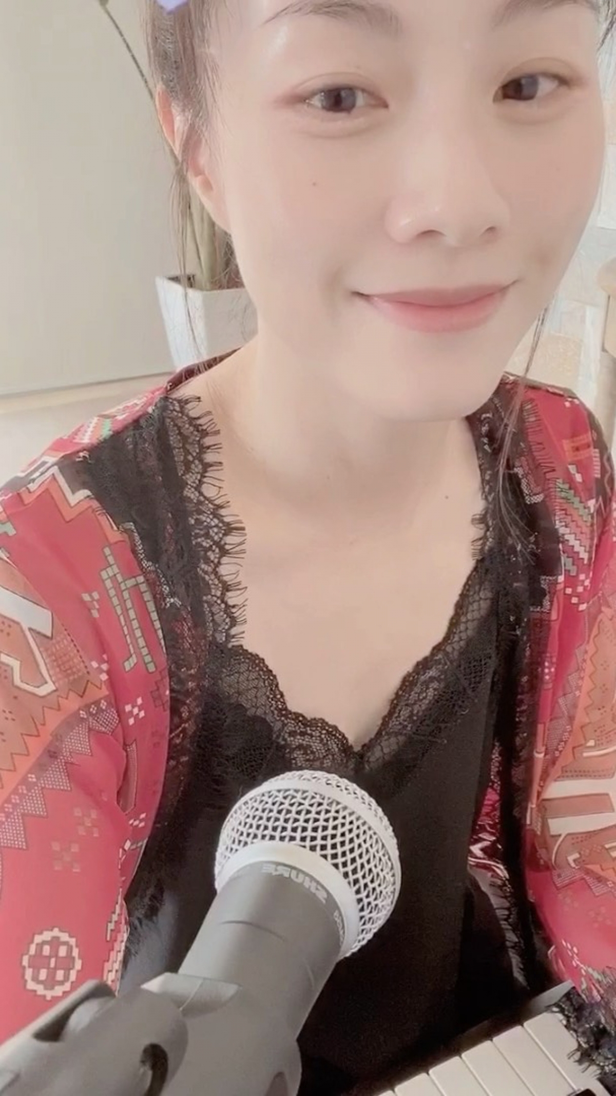 近年Stephy也不時在IG曬出素顏照,與初出道時的小女生樣子幾乎沒有太明顯的分別