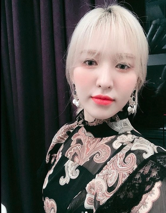 韓國人氣女團Red Velvet的成員Wendy回歸,有網民攻擊Wendy手術後的樣子全變整容