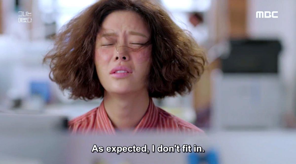 港媽偏心生得靚細妹,當面嘲家姐「一定嫁唔出」,家姐最終反成人生贏家?網民:內涵更重要