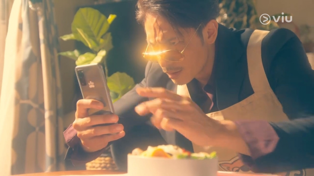 飾演阿龍的就是日本演員玉木宏，他的樣貌和動畫原著相似度極高