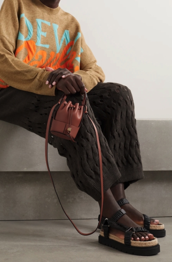 LOEWE Balloon nano leather bucket bag HK$10,600