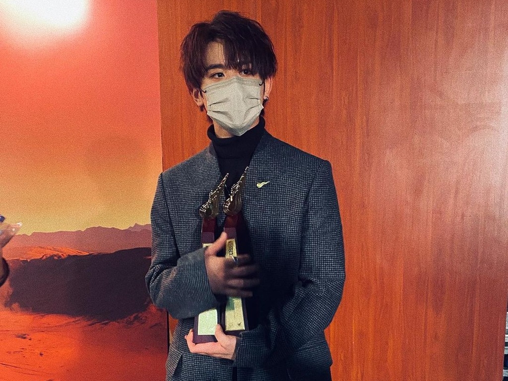 早前《叱咤樂壇流行榜頒獎典禮2020》姜濤破紀錄奪得「我最喜愛男歌手」及「我最喜愛歌曲大獎」