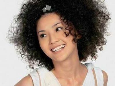 Twins成員蔡卓妍(阿Sa)及鍾欣潼(阿嬌)在2010年前都曾多次以爆炸頭look示人