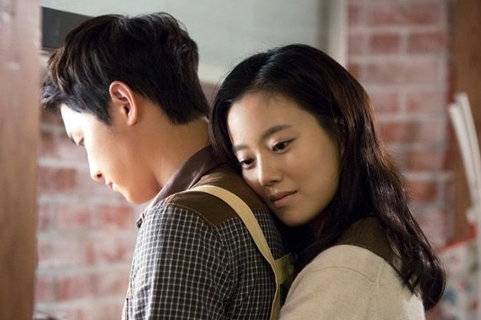 化妝前後有差別實在是人之常情,但若然落妝後差別大到認不出是本人,又是否太誇張呢