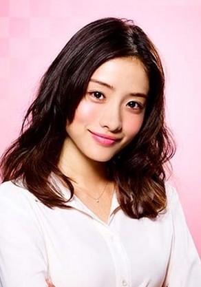 網民更大讚妝後的她有幾分像「石原里美」,躍升至女神級數~