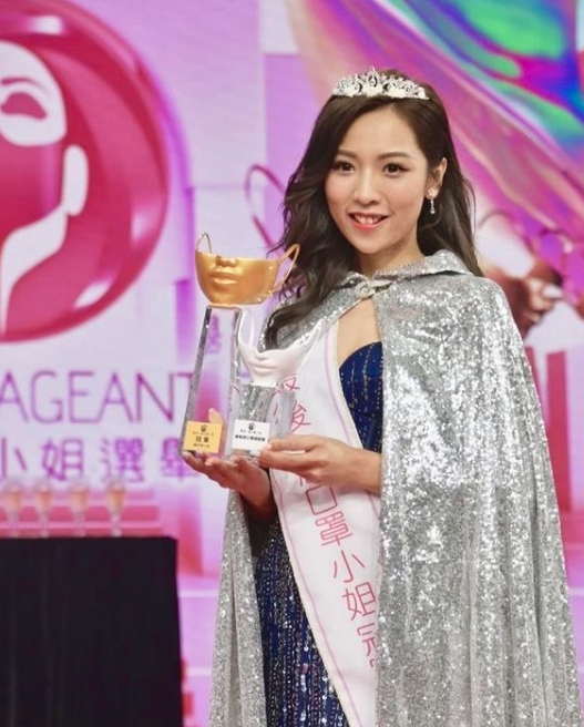 日前ViuTV舉辦的《最後一屆口罩小姐選舉》總決賽完滿結束,節目靠眼睛和性格揣測一群戴口罩女生的美,令這個充滿神秘感的節目成功爆紅