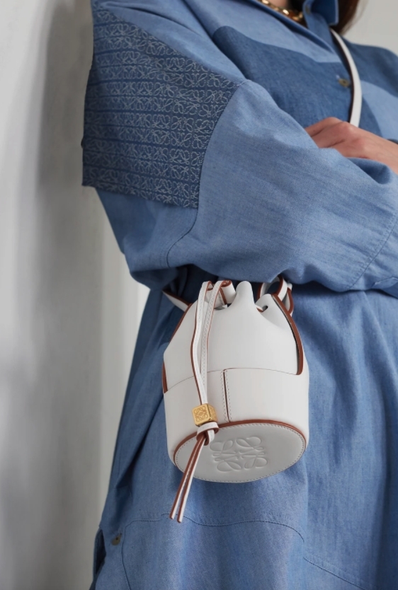 LOEWE Balloon nano leather bucket bag HK$10,600