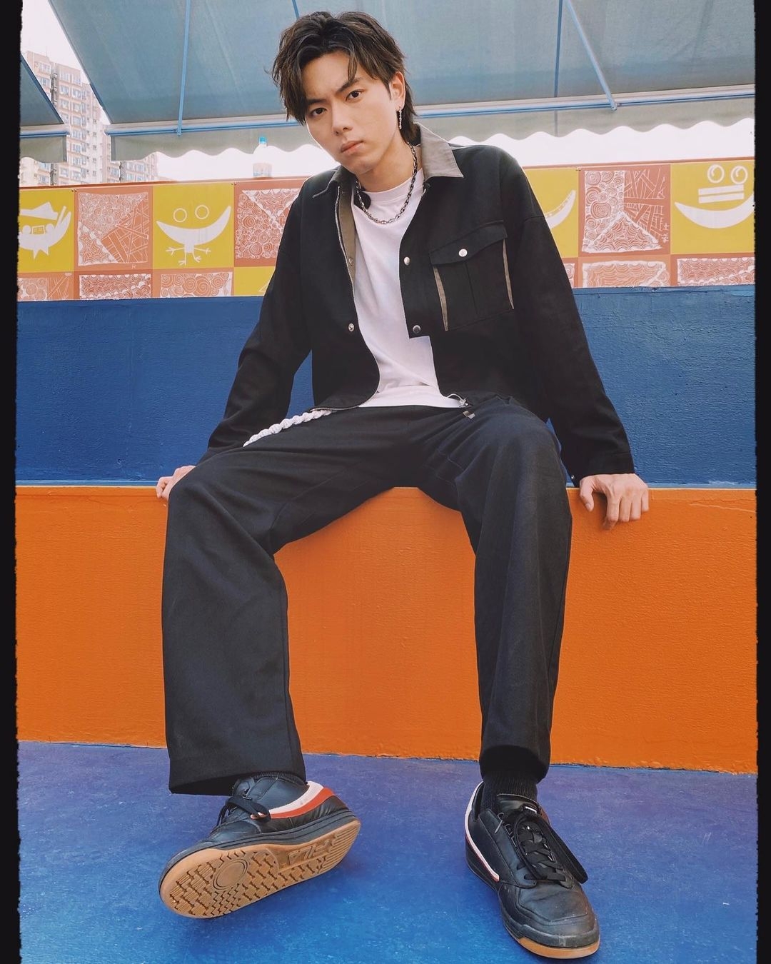 男團 ERROR 成員193（郭嘉駿）因為一番串爆大台的霸氣言論而人氣急升，近日三爺的 instagram 粉絲追蹤數更暴升至 26.3 萬