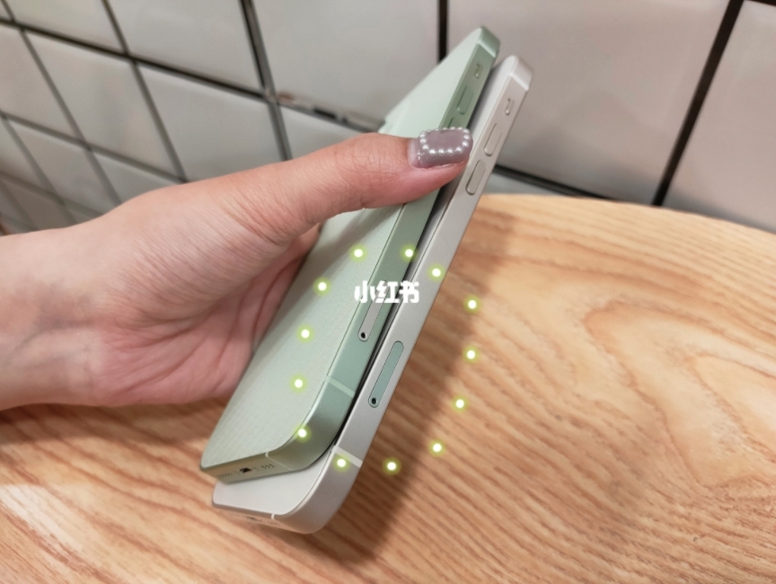 iPhone手機殼,iPhone卡槽互換, IPHONE CASE, 不少愛美一族更會花錢入手各式各樣的 iPhone case 來粉飾電話,令手機變身為更有個人特色的小物!