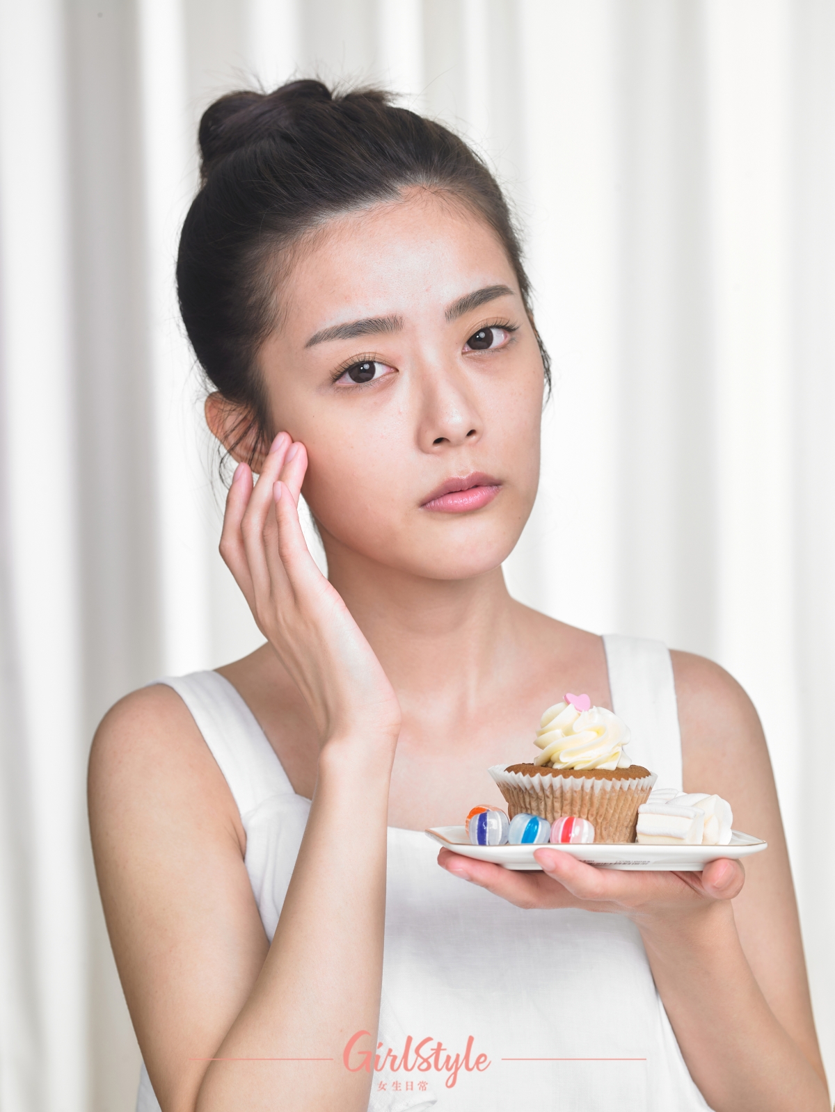 Logo_20210429a_Olay WR Botox MJ 21_026_v1