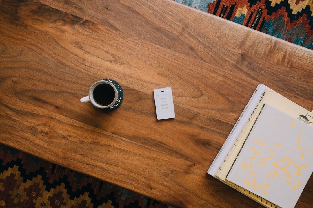 無相機、無社交平台,返璞歸真的「極簡手機」!助現代人逃離網絡世界,重回簡單生活