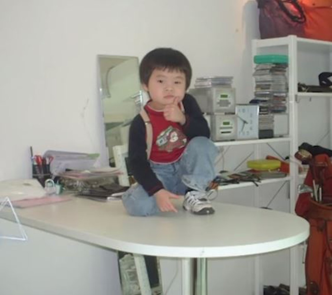 Mirror Tiger邱傲然的童年照