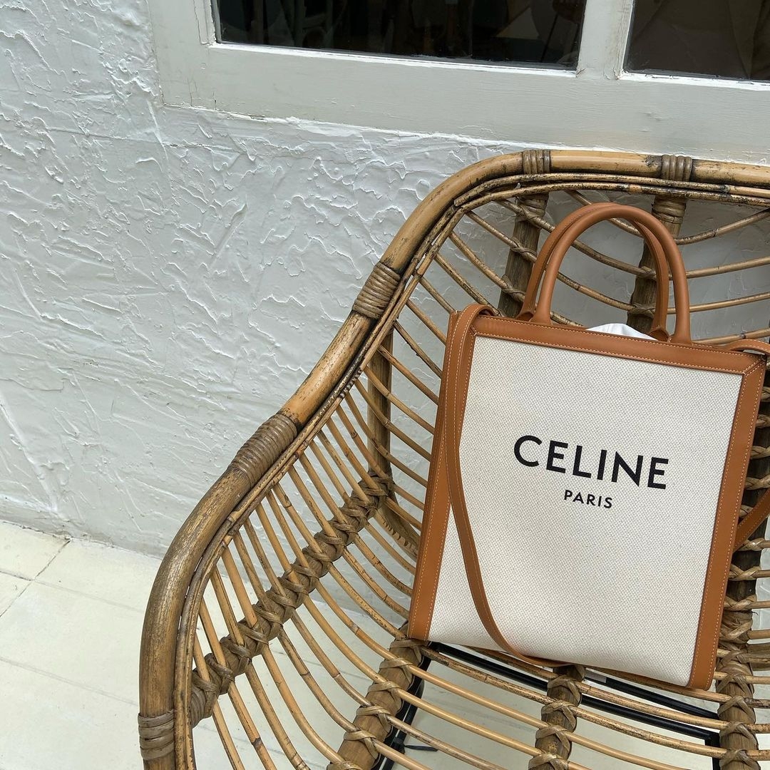  Celine Cabas 直版托特包