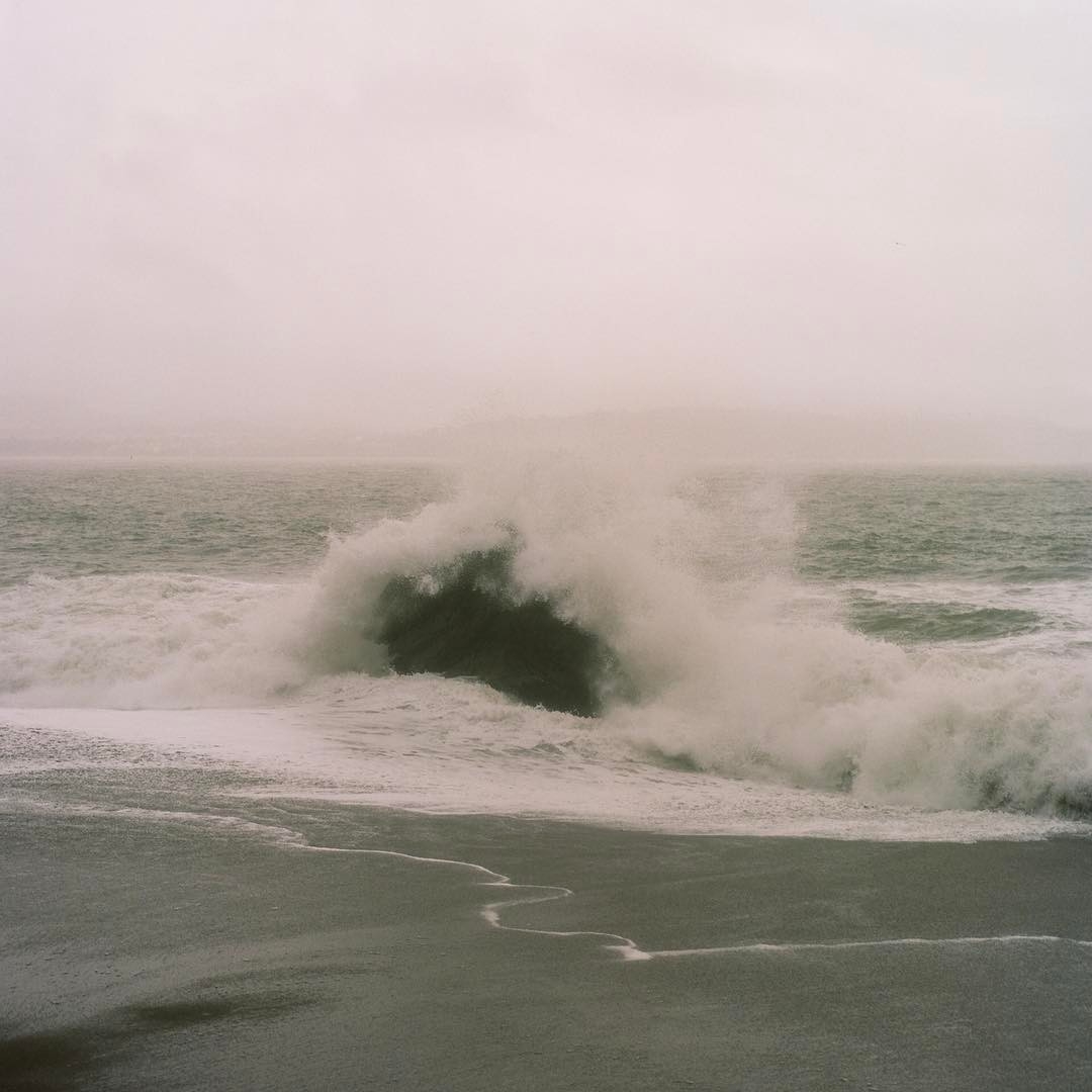 無相機、無社交平台,返璞歸真的「極簡手機」!助現代人逃離網絡世界,重回簡單生活