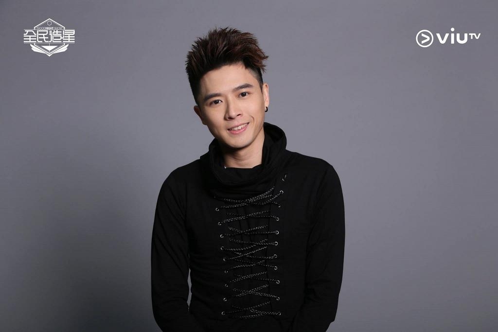 Mirror Frankie陳瑞輝在參賽時的相片跟現時分別不太明顯，當時整體的髮型及打扮亦更具星味。