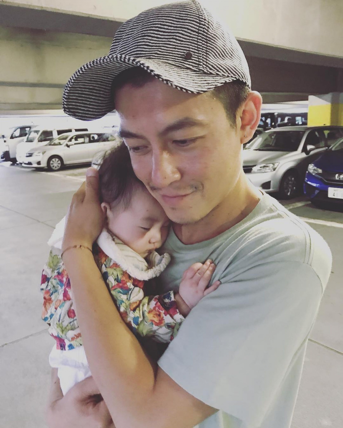 陳冠希女兒|自跟模特兒秦舒培結婚後,誕下一女Alaia後木,整個人修心養性