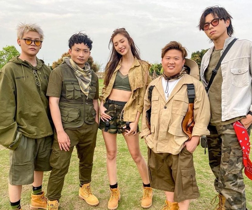 鄭嘉欣在《ERROR自肥企画》一集中擔任被困的侏羅紀公主