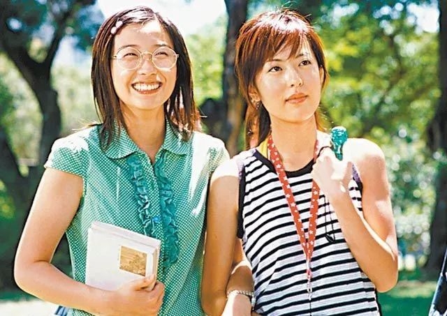 唐詩詠今年已經步入40歲,但是皮膚還是保持亮麗和彈性,常常被大讚凍齡!