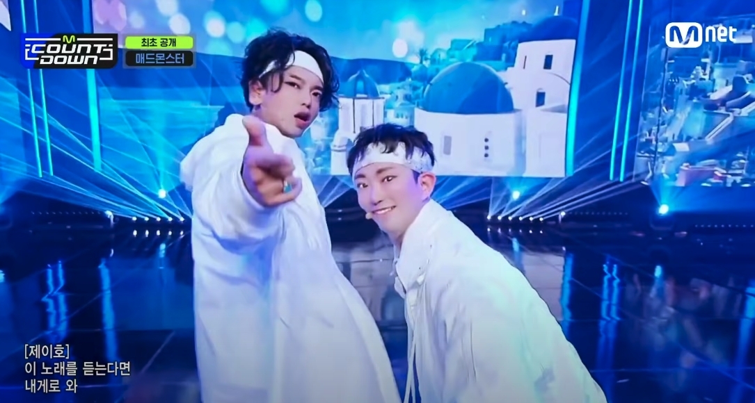 不少人都好奇他們是否會以真樣貌出演《MCountdown》的現場表演,不過竟然就連電視台都替他們加上濾鏡!