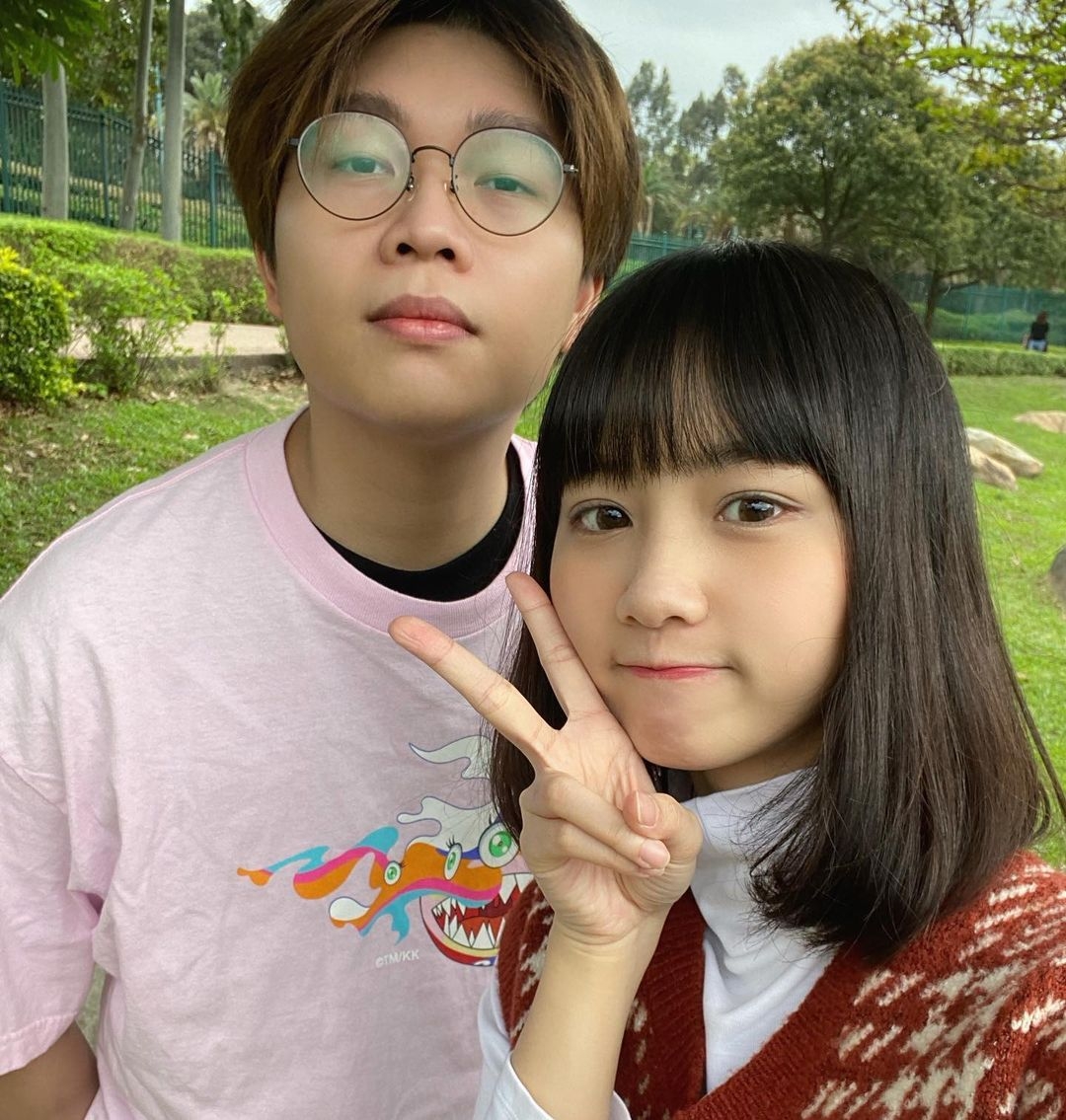 外表可愛、嬌滴滴的琳琳除了是模特兒外,也是情侶檔youtube頻道《BusBoy巴士司機》的主持人!