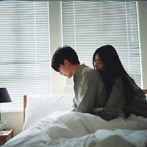港男同女友鬧交,狠心報復「唔帶佢睇Mirror演唱會」,網民:有飛實溝到新女