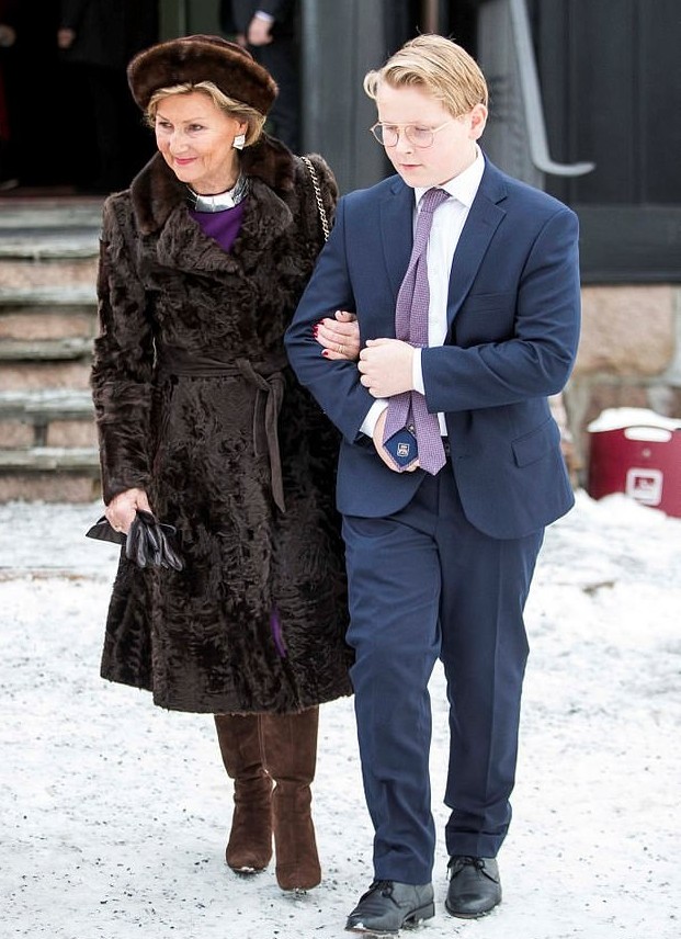 王室成員|現年15歲的Prince Sverre Magnus比起4年前樣子成熟不少,把頭髮向後梳的他超帥氣,藍眼睛及立體五官蠻精緻