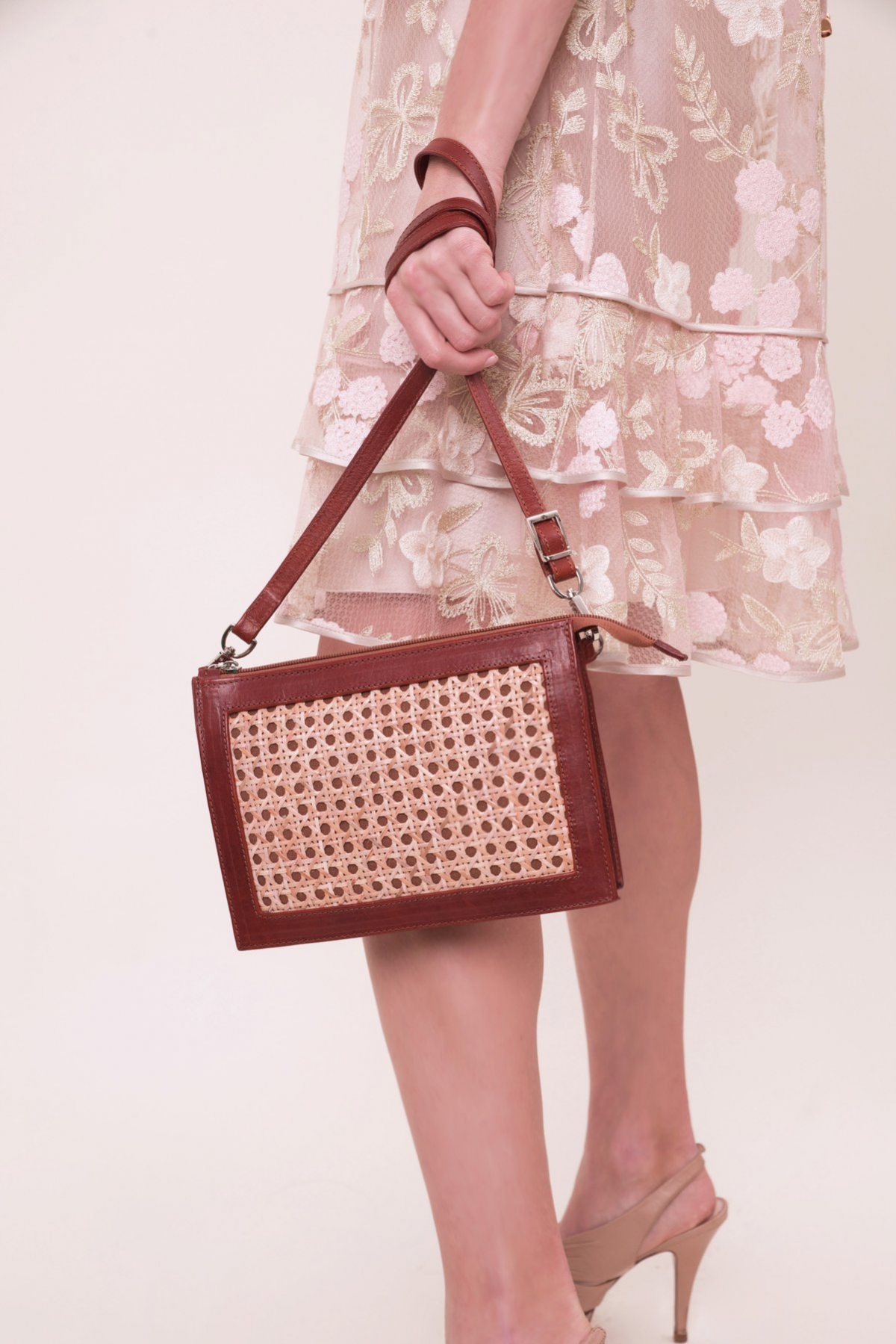 夏日必備6款「渡假風」手袋!網購意大利手工品牌袋款,實用又精緻的小資女之選