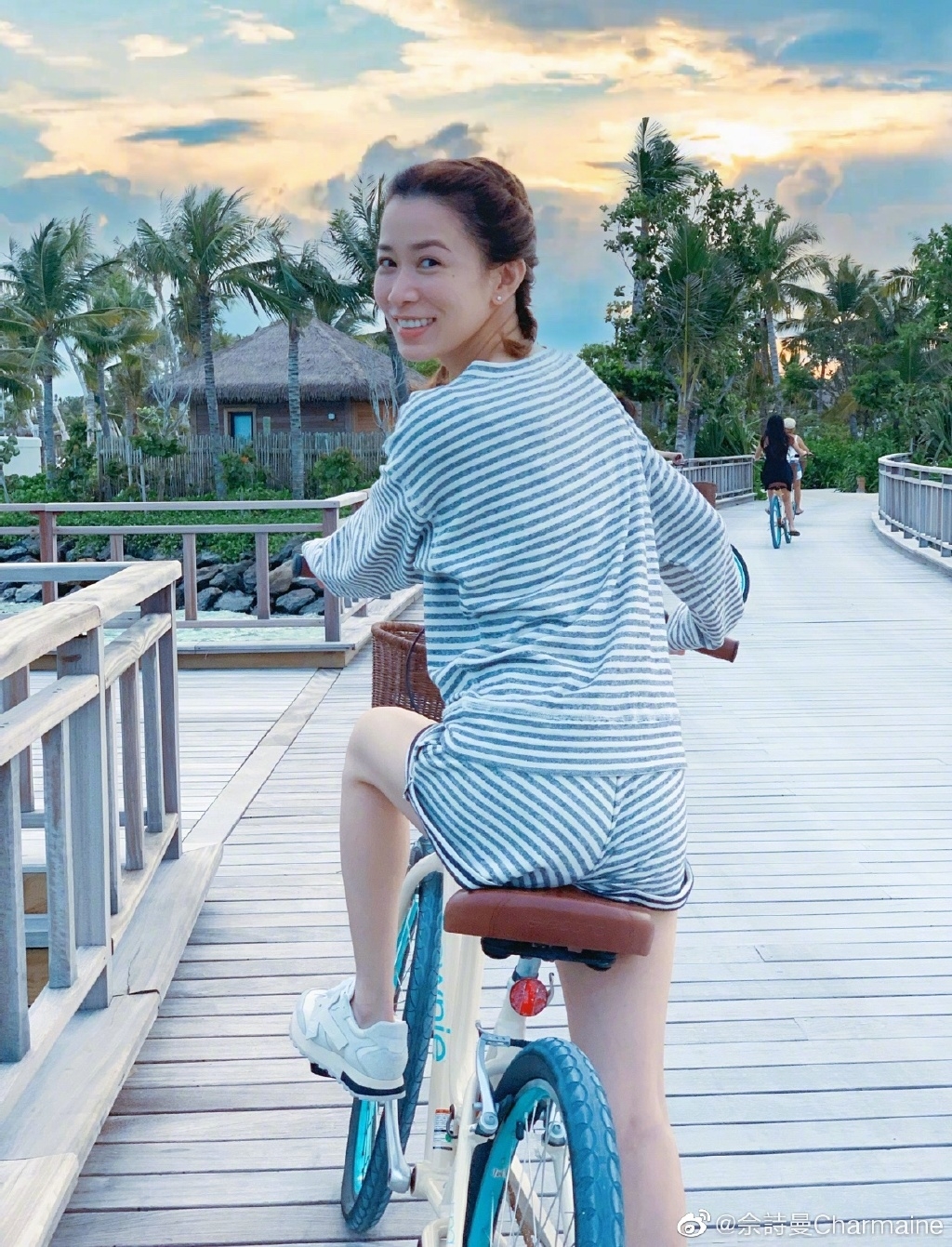 凍齡女神佘詩曼