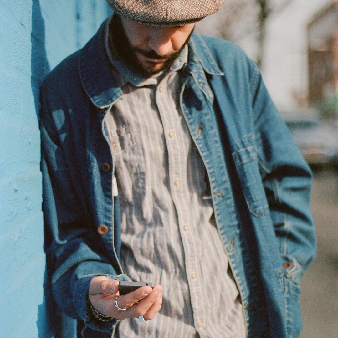 無相機、無社交平台,返璞歸真的「極簡手機」!助現代人逃離網絡世界,重回簡單生活