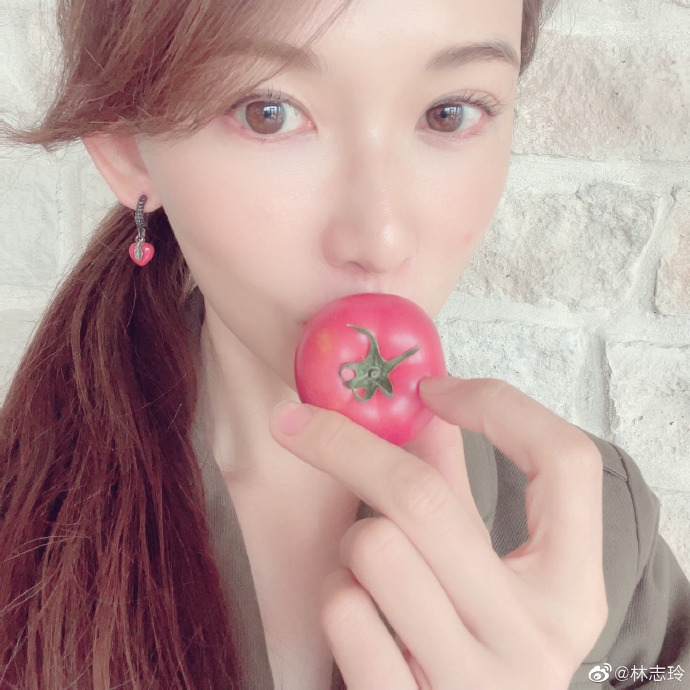 001qOKwMgy1gqb10yvex7j61zk1zk4gv02