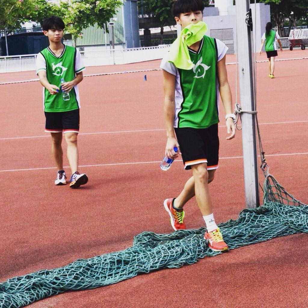 Mirror Tiger邱傲然的童年照