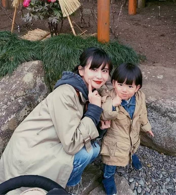 Ayato童年, Ayato長大, Ayato爸媽, Ayato父母