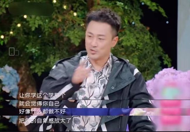 近日林峯和現任妻子張馨月高調放閃出演幕前,林峯更一度在節目中大數前度的缺點,於是吳千語和施伯雄就以公開戀情反擊。